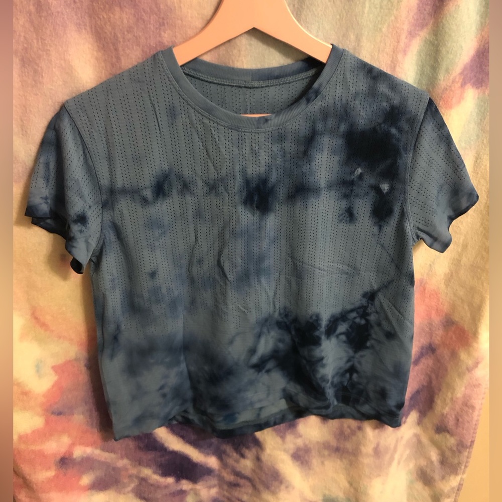 Lululemon Train to Be Marble Dye Short Sleeve Shirt